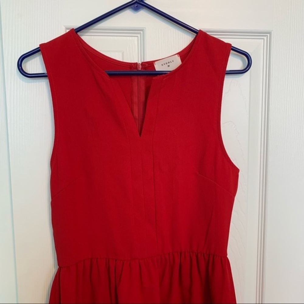 Everly size medium‎ red dress View 3